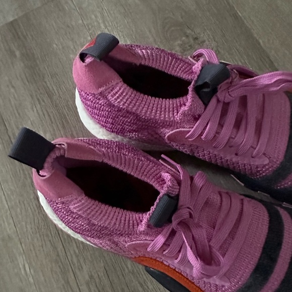 NWT Adidas Trae Young 2.0 Basketball Shoes - Picture 6 of 12